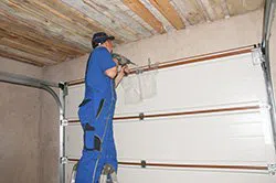Expert Garage Doors Service Mt Vernon, NY 914-229-2717 - installation-side